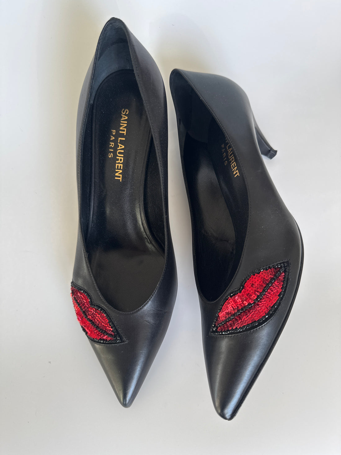 Saint Laurent Black Leather ‘Lips’ Pumps (37)