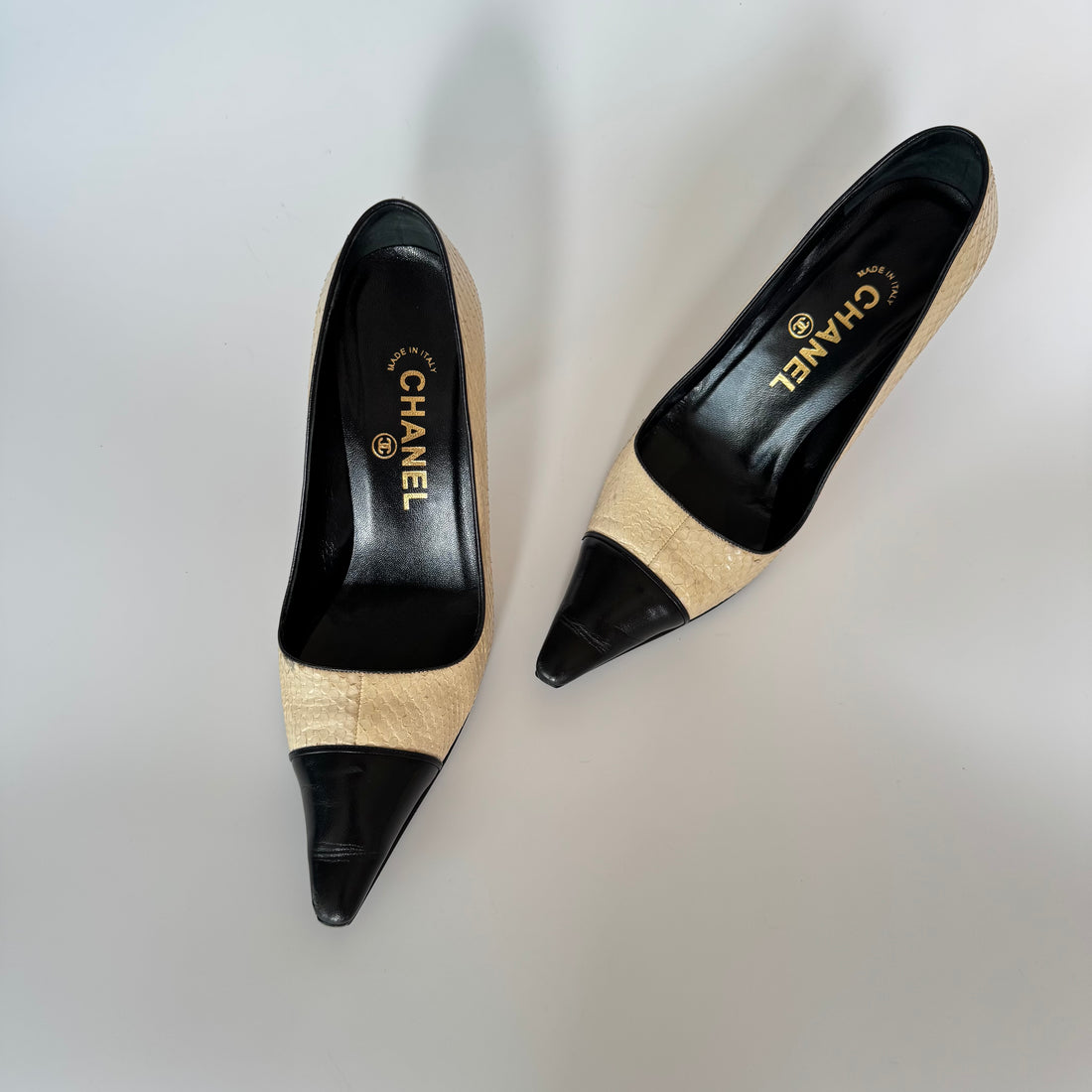 Chanel Beige & Black Snake Skin Pumps (37)