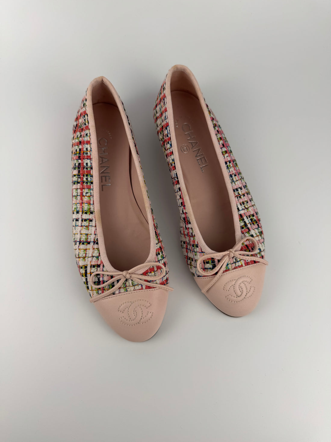 Authentic Chanel Tweed Ballet Shoes Pumps size 36C Pink