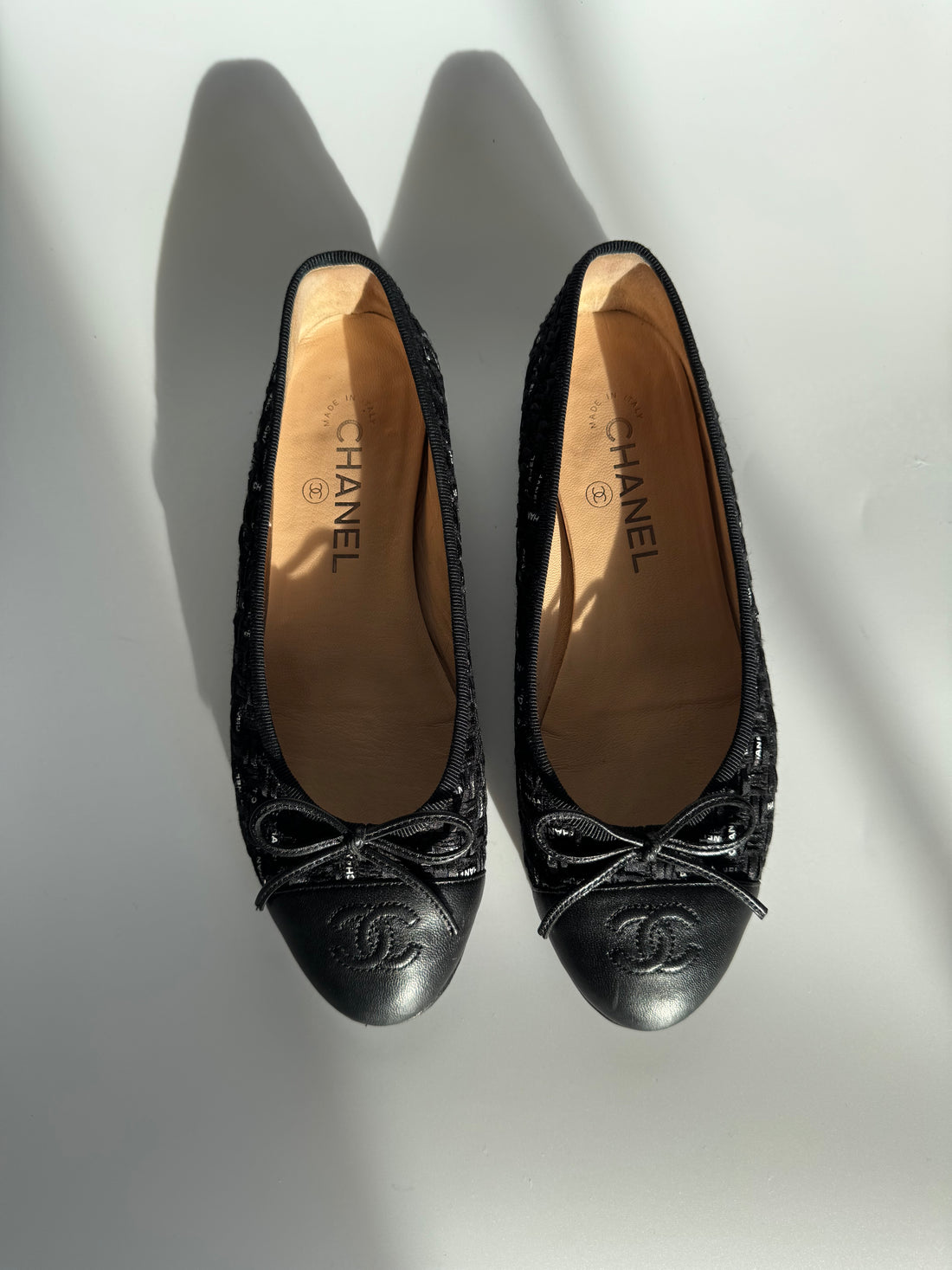 Rare Chanel Tweed Ballet Flats, Black (36.5)