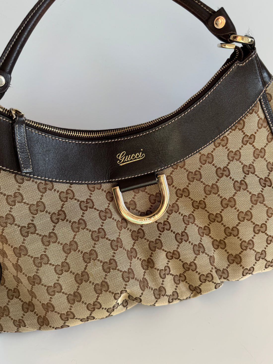 Gucci Abbey Hobo – GG Canvas