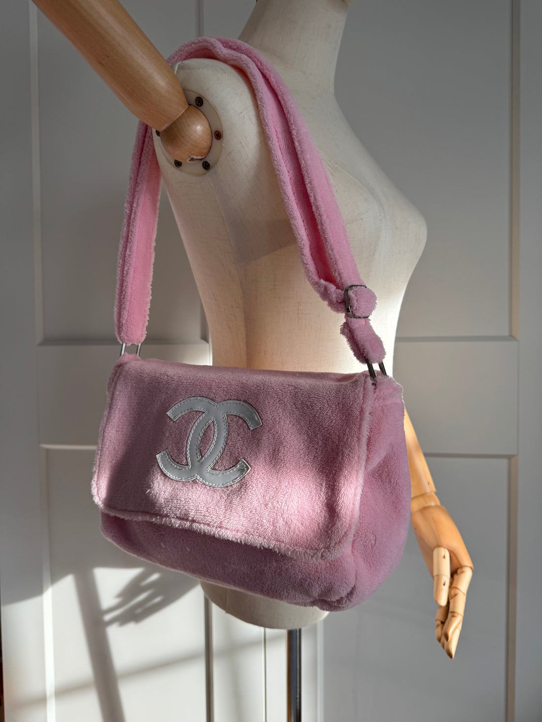 Chanel Précision VIP Terry Shoulder Bag Pink