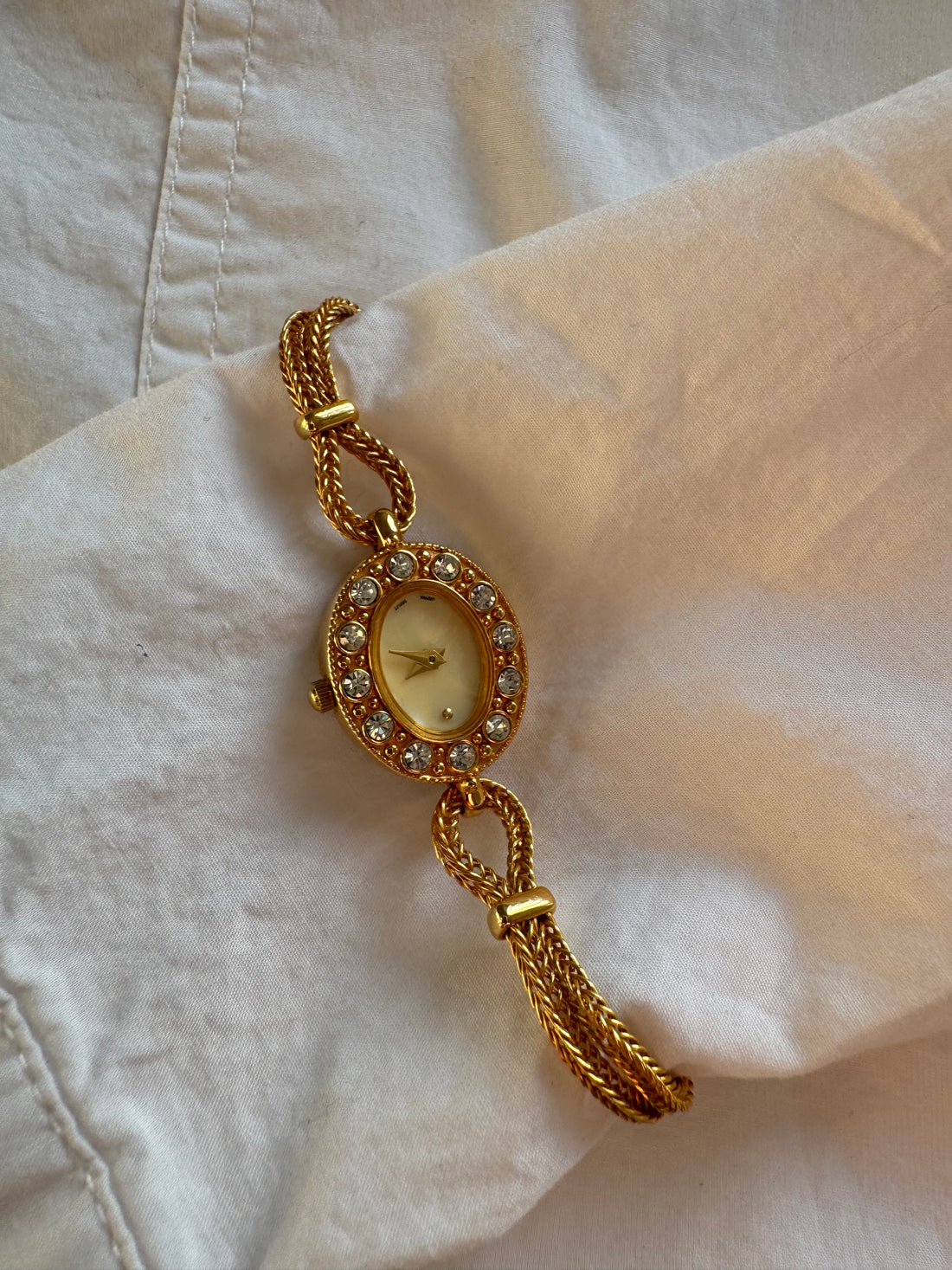 Avon Vintage-Style Gold Crystal Bracelet Watch