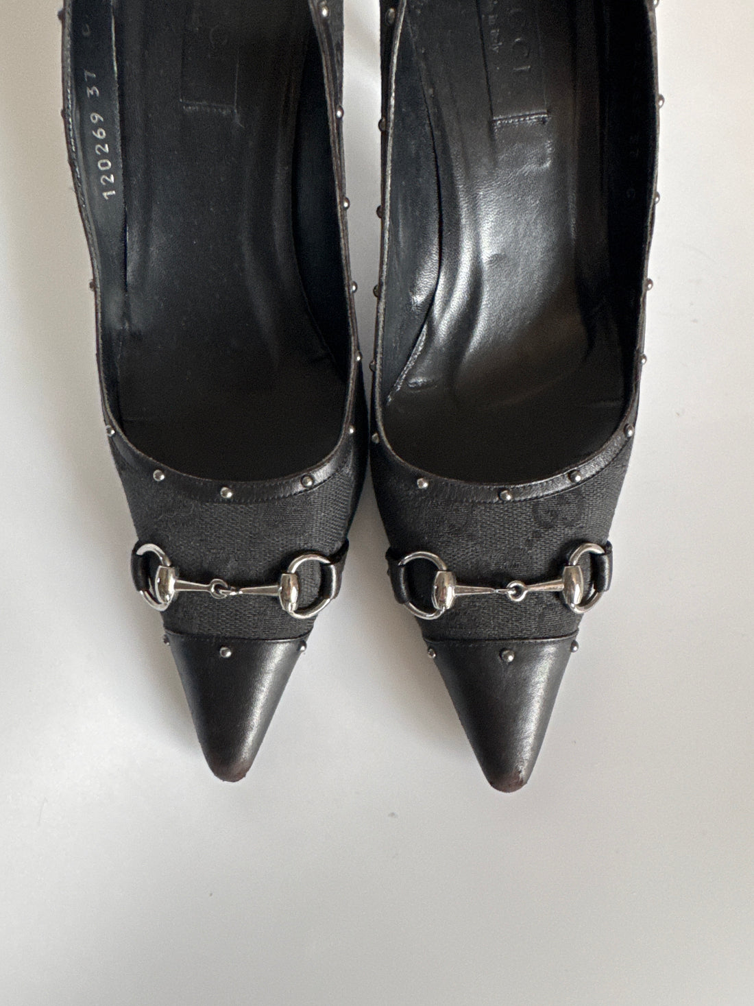 Gucci Black Monogram Horsebit Pumps (37)