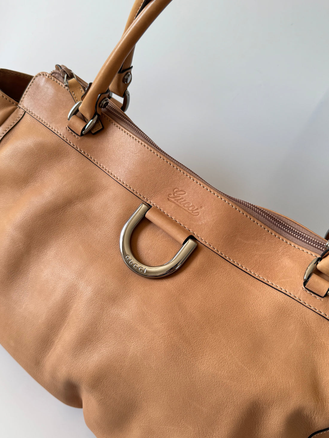 Gucci Abbey Leather Tote Bag